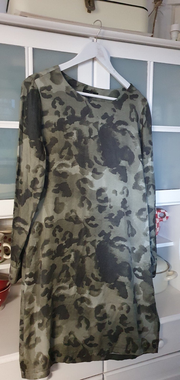 YAYA Women jurk met camouflageprint en TENCE blazer, Maat 38/40 (M), Ophalen of Verzenden, Zo goed als nieuw, YAYA Women