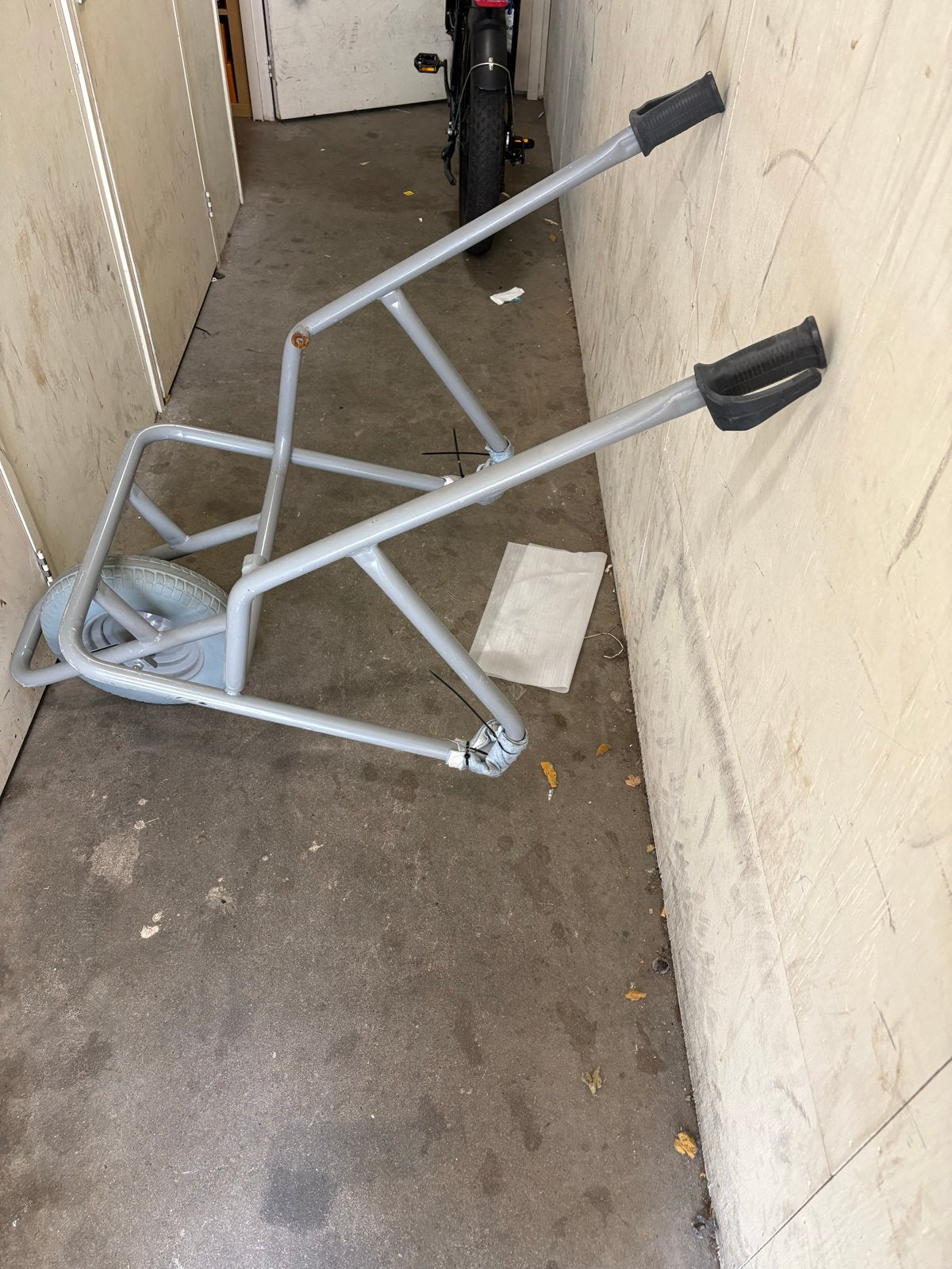Grote stevige kruiwagen voor zware klussen, Tuin en Terras, Ophalen, Gebruikt, Handmatig, Eenwielig