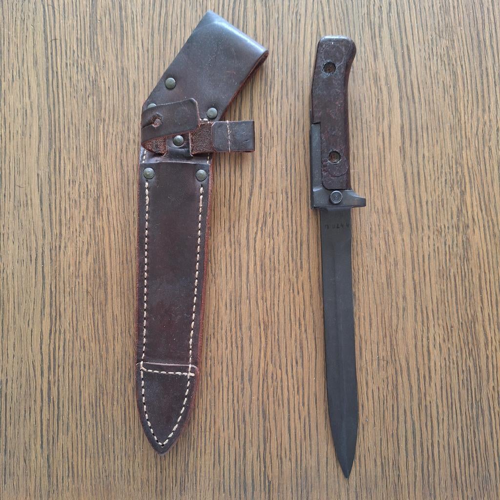 Bajonet, Verzamelen, Ophalen of Verzenden, Landmacht, Overige gebieden, Mes of Dolk