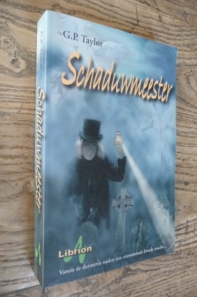 Schaduwmeester - G.P. Taylor (christelijke fantasy roman), Ophalen of Verzenden, Zo goed als nieuw
