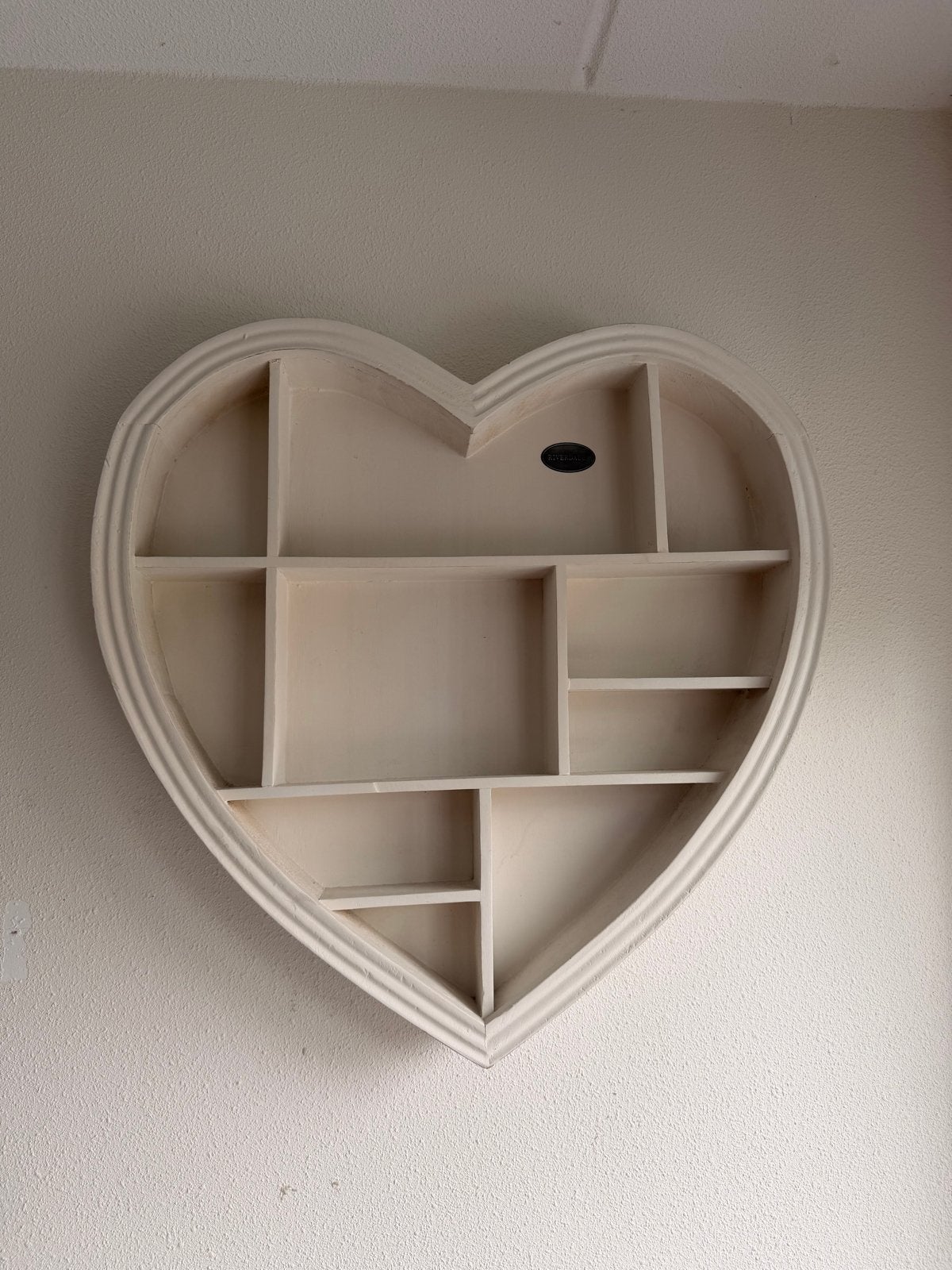 Decoratief hartvormig wandrek van Riverdale, Ophalen, Met plank(en), Gebruikt, 50 tot 100 cm