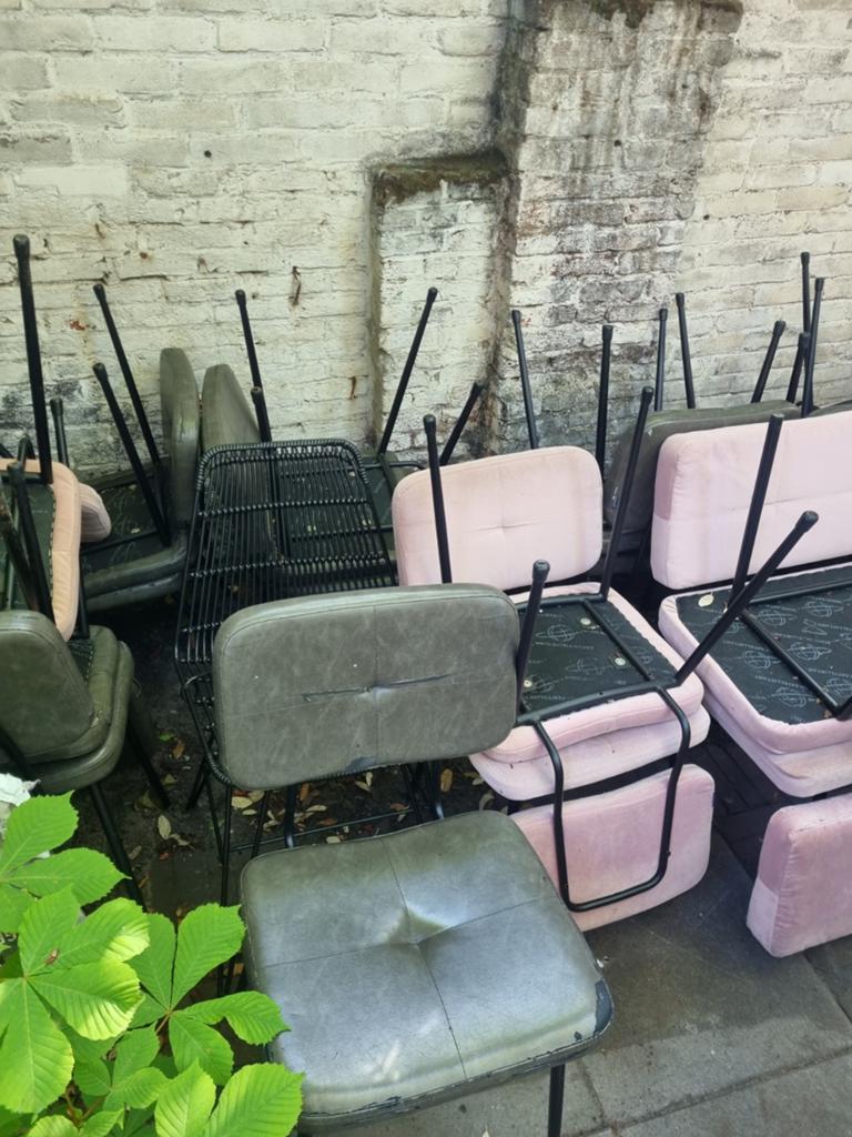 Gratis af te halen: Horeca stoelen van merk Satelliet, Gebruikt, Overige kleuren, Horeca, Vintage, Ophalen of Verzenden