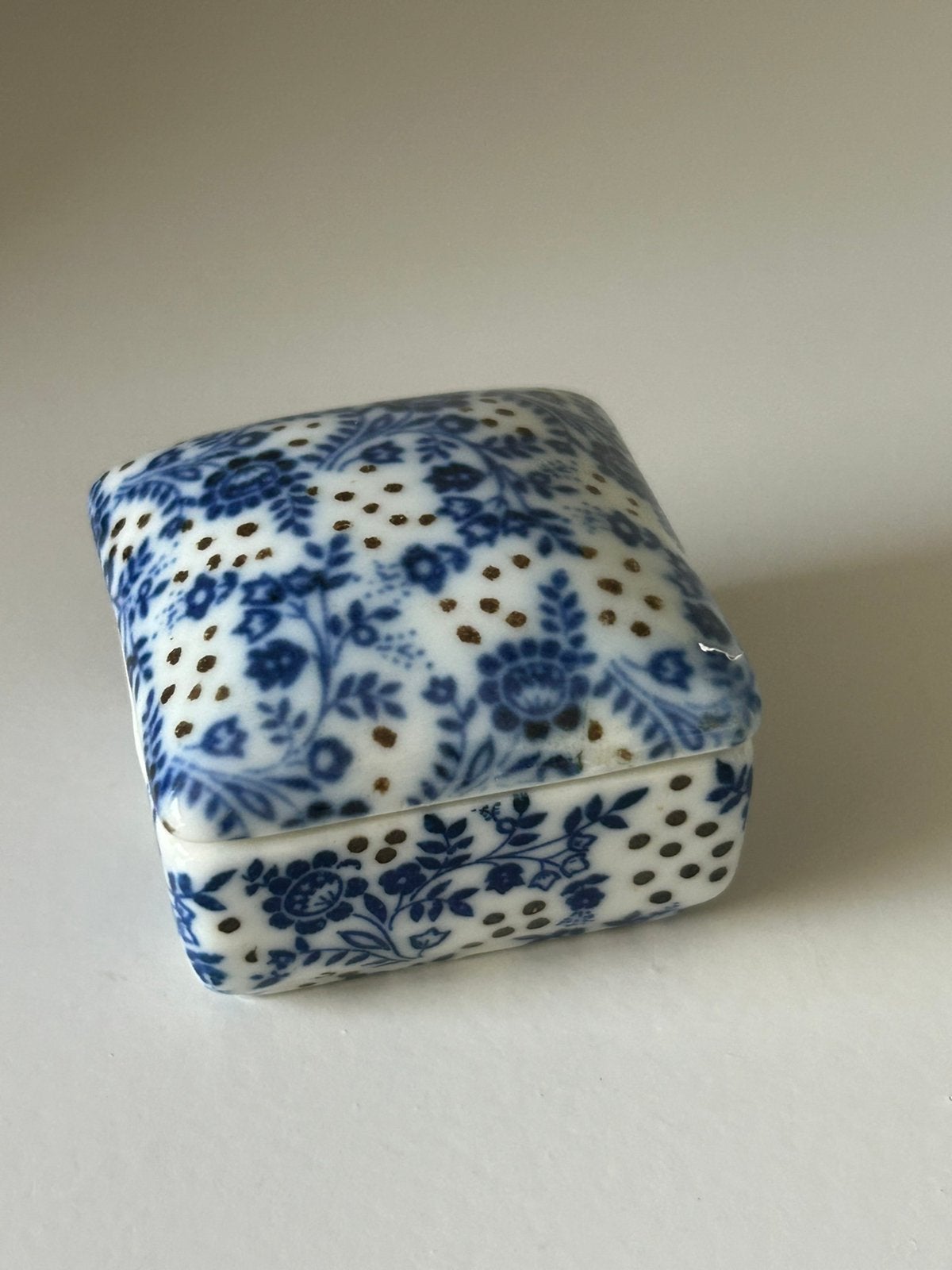 Stenen pillendoosje, Ophalen of Verzenden