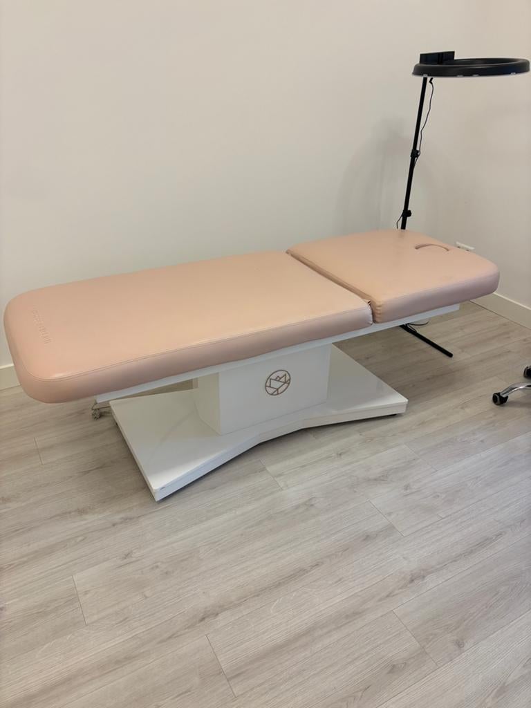 Behandeltafel PE, Ophalen, Zo goed als nieuw, Massagetafel