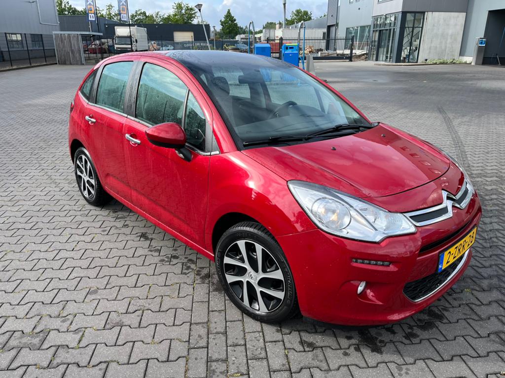 Citroën C3 1.2 Puretech S&S 82pk ETG 2015 Rood, Stof, 40 €/maand, 1199 cc, Origineel Nederlands