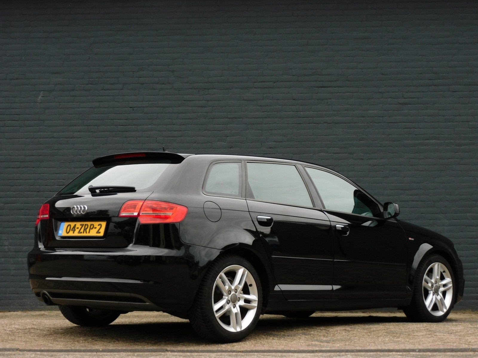 Audi A3 Sportback 1.2 TFSI S Edition TOPSTAAT! CARPLAY/ANDRO, Euro 5, Gebruikt, Zwart, 4 cilinders