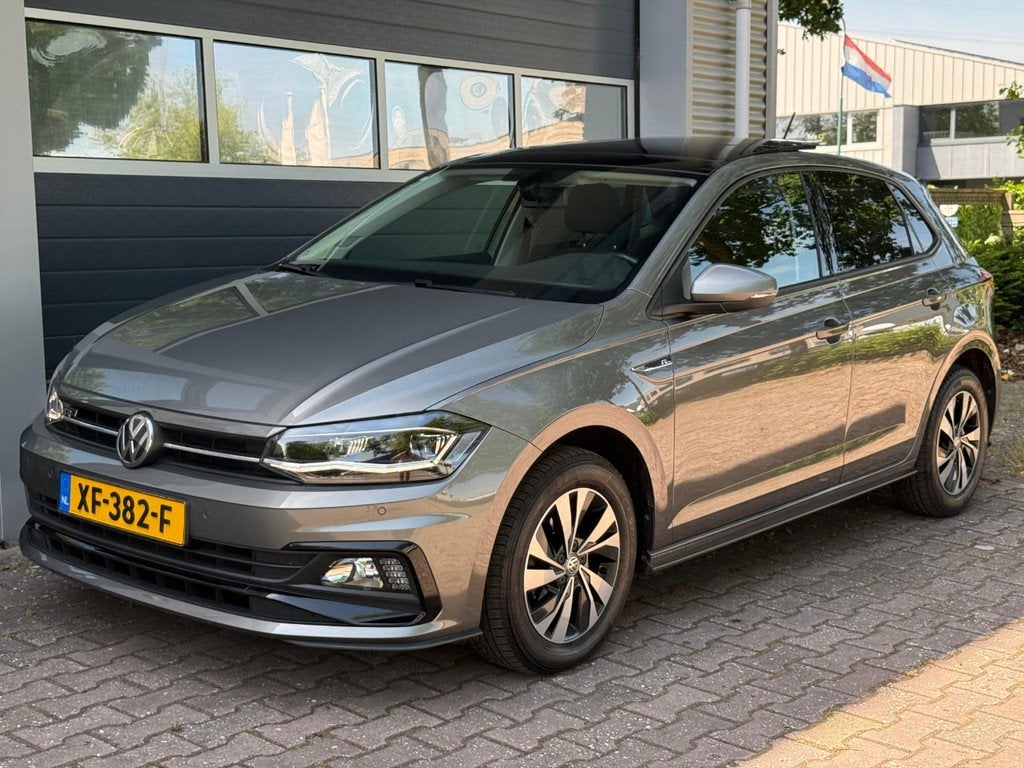 Volkswagen Polo R-Line Pano Beats Led Nederlands, Origineel Nederlands, Bedrijf, Handgeschakeld, Zilver of Grijs