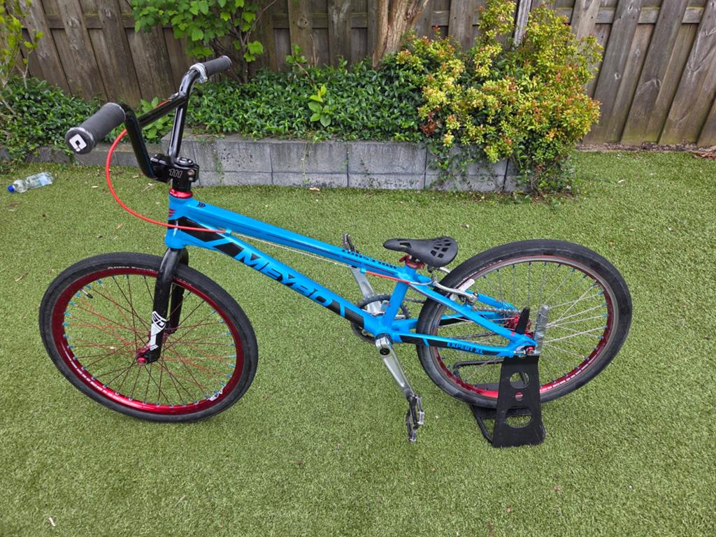 Meybo Holeshot Expert XL, Fietsen en Brommers, Fietsen | Crossfietsen en BMX, Velgrem, Meybo, V-brakes, Aluminium