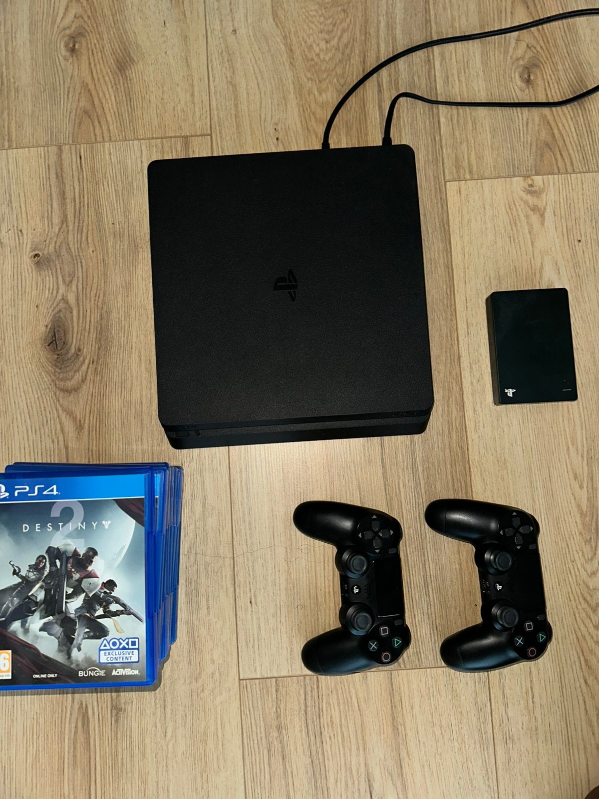 playstation 4 met 2 console + harde schijf 4TB +spellen, Ophalen, Zo goed als nieuw, Met 2 controllers, Slim