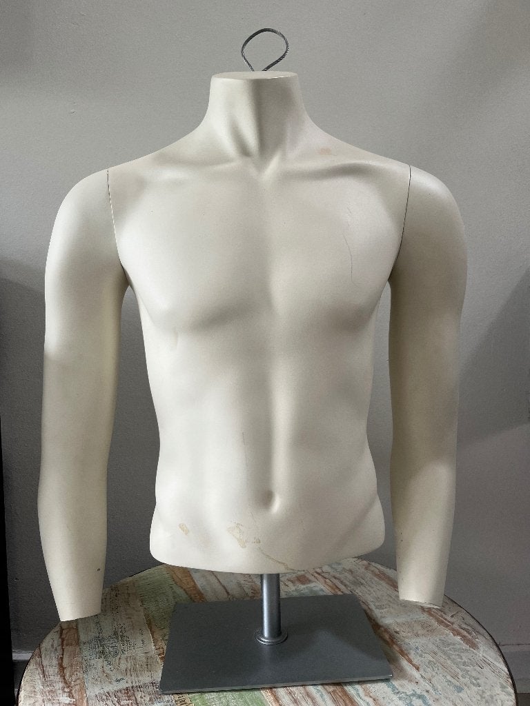 Heren etalagepop torso met armen op standaard, Ophalen, Zo goed als nieuw