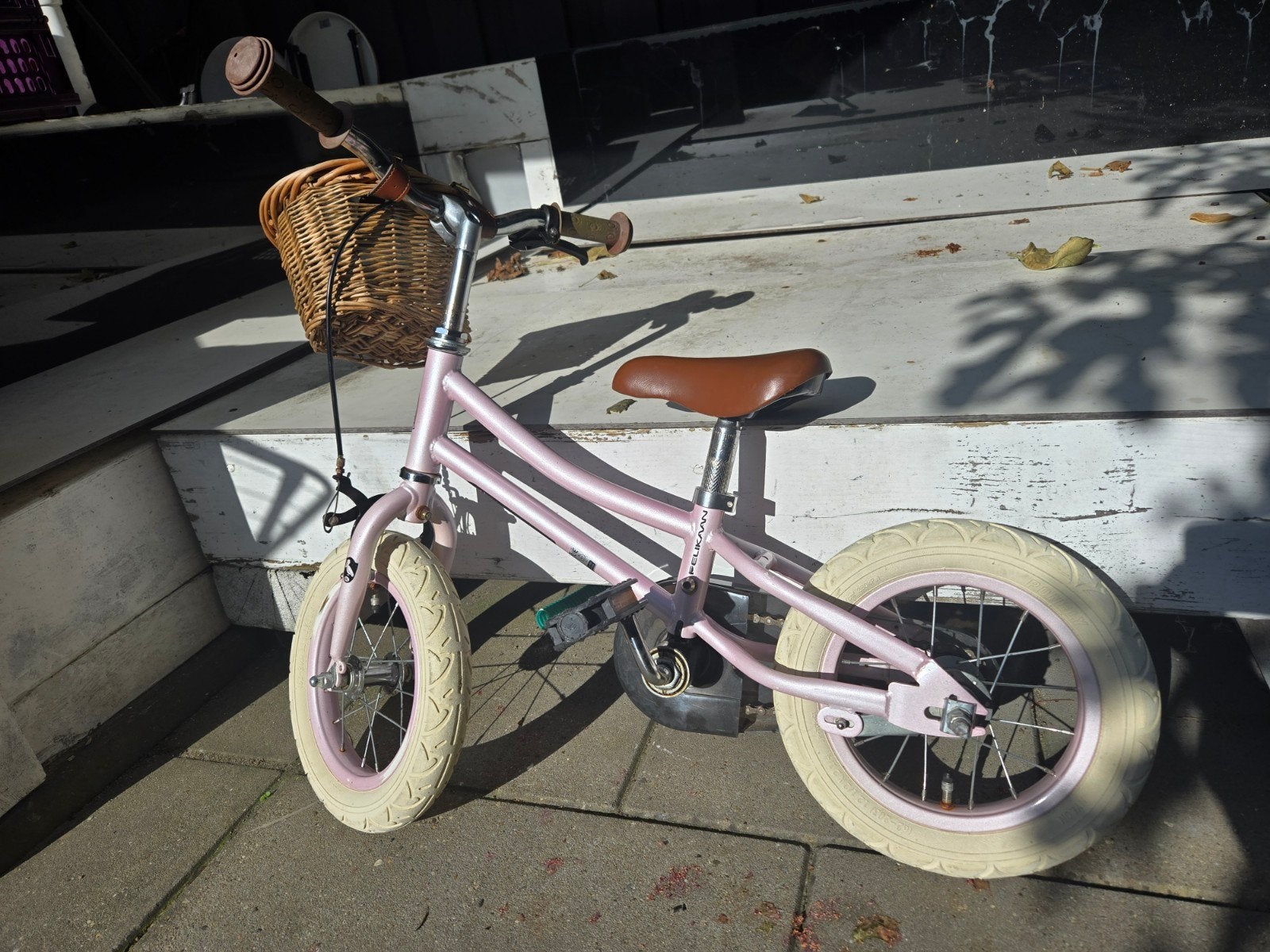 Pelikaan 12 inch meisjesfiets in zeer goede staat, Ophalen, Terugtraprem, Pelikaan, Minder dan 16 inch
