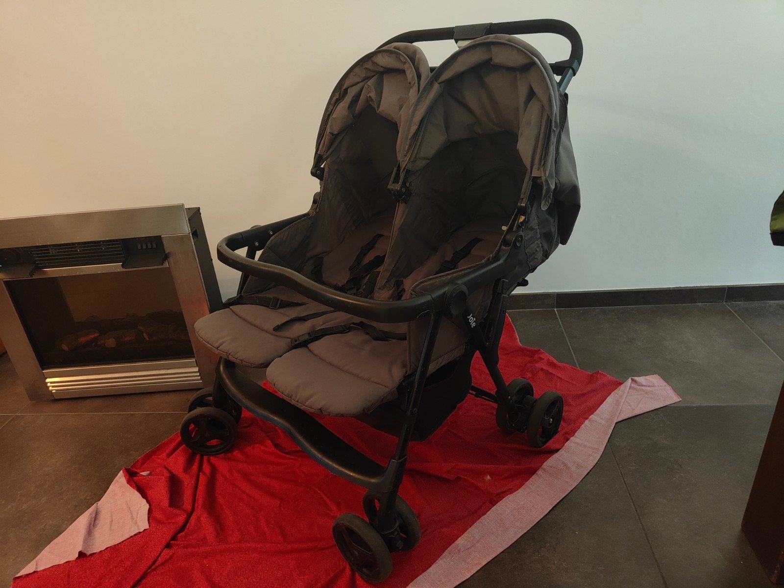 Joie Tweeling Luxe Kinderwagen met zonwering en Regenhoes, Ophalen of Verzenden, Zo goed als nieuw, Overige merken, Duowagen