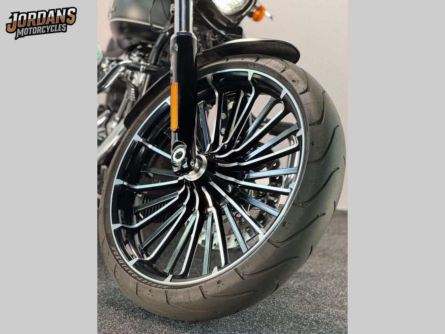 HARLEY-DAVIDSON BREAKOUT 117 | KESSTECH | 5HD (bj 2023), Motoren, 2 cilinders, HARLEY-DAVIDSON, Chopper, Bedrijf