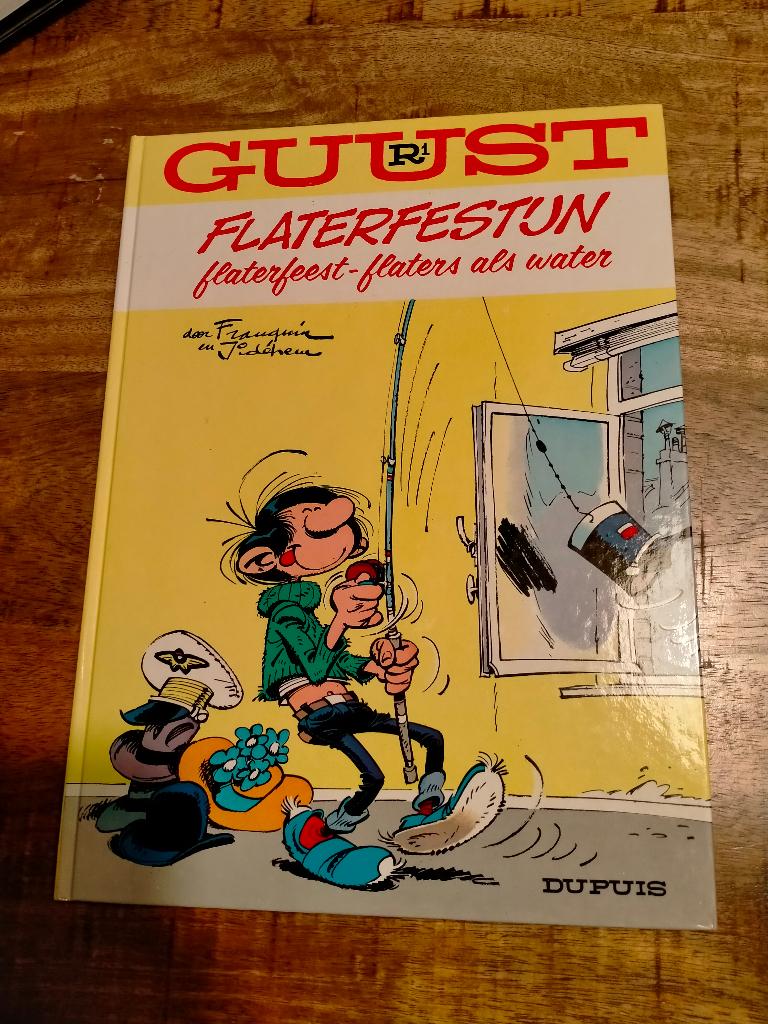 Guust Flater R1 deel 1 Flaterfestijn hardcover strip, Eén stripboek, Ophalen of Verzenden, Gelezen