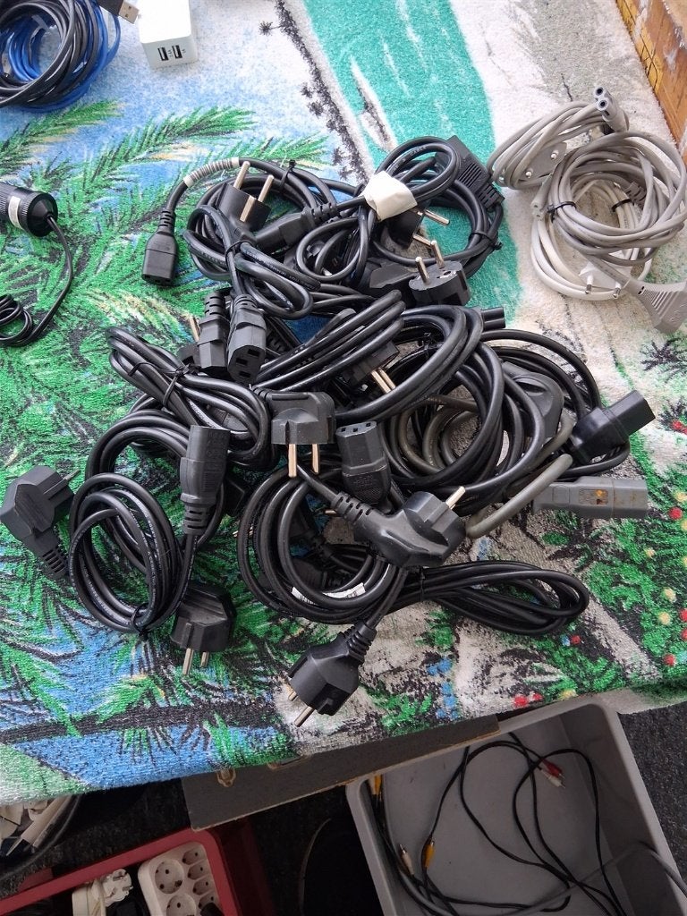 Stroomkabels, Apparaat snoeren, Voedingskabels, Ophalen of Verzenden, Zo goed als nieuw, Overige merken, Kabel of Snoer
