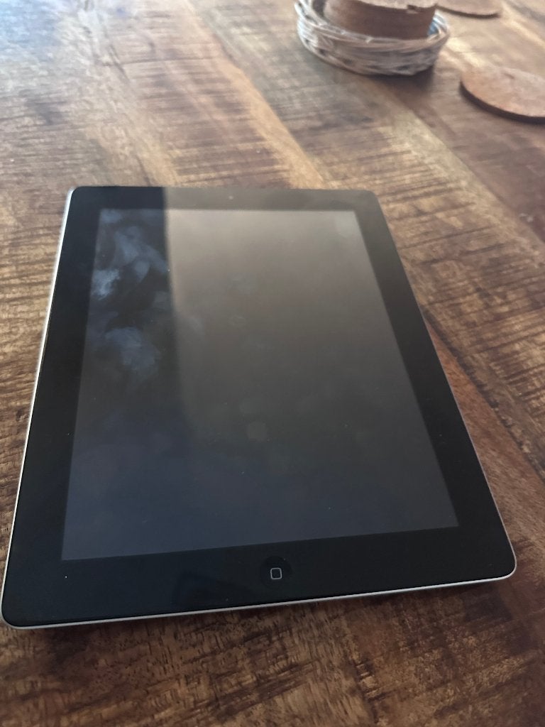 Apple iPad 16GB defect - voor onderdelen/reparatie, 10 inch, Apple iPad, Ophalen of Verzenden, Niet werkend
