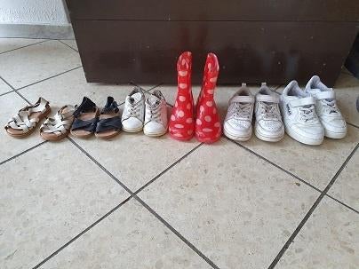 390  /  SCHOENTJES  MAAT   22  t/m  31, Ophalen of Verzenden, Gebruikt, Meisje, Schoenen