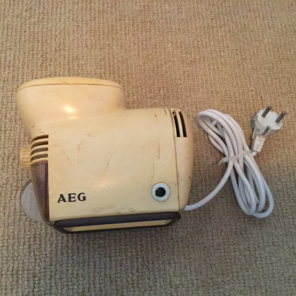 vintage AEG koffiemolen, Ophalen