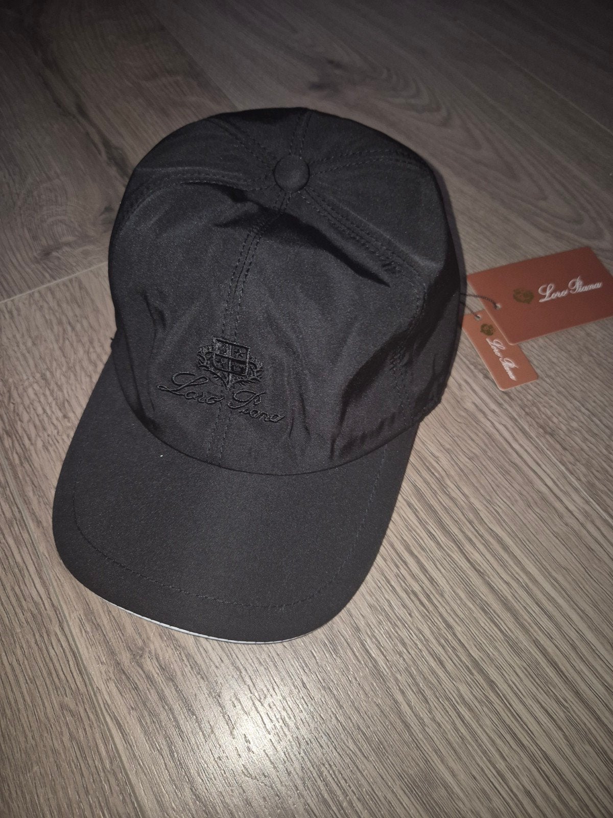 Loro piana pet, Nieuw, Pet, Loro Piana, One size fits all