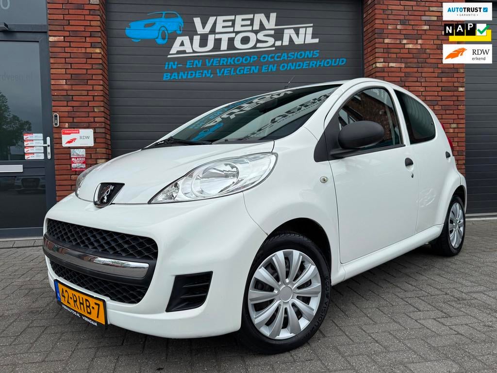 Peugeot 107 1.0-12V XR 5 Deurs Airco Nieuwe APK NAP, Auto's, Voorwielaandrijving, Euro 5, Gebruikt, 4 stoelen