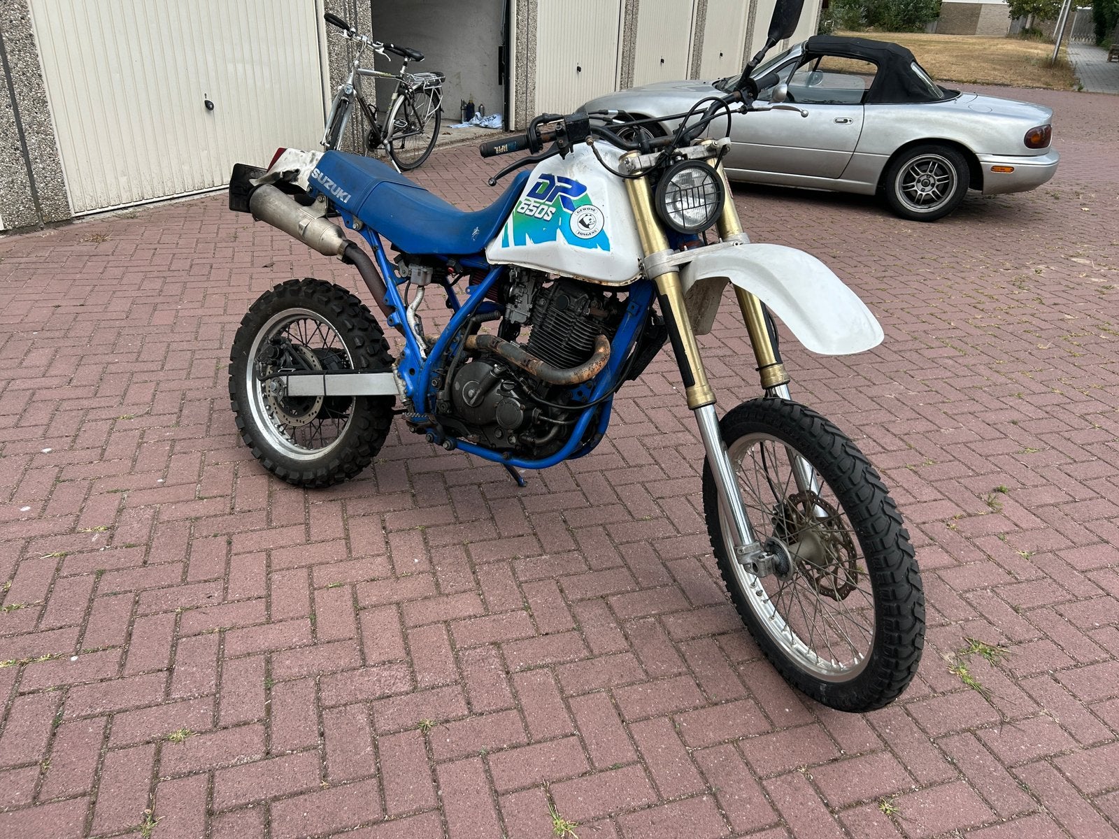 Suzuki DR650 1990 Custom. 35kw A2, Motoren, Motoren | Suzuki, Particulier, Crossmotor, 670 cc, Minimaal motorrijbewijs A2
