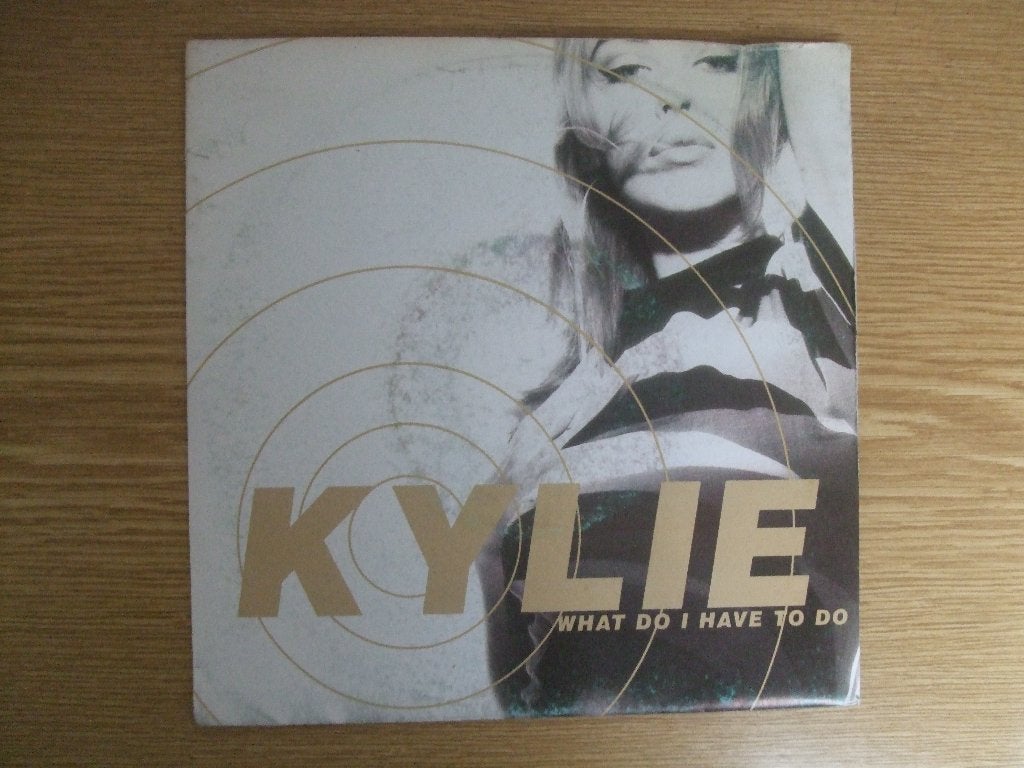 KYLIE MINOQUE     WHAT DO I HAVE TO DO, 1990 - 1999, 7 inch, Single, Ophalen of Verzenden