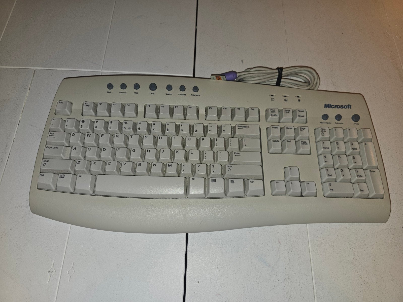 Microsoft Internet Keyboard - Bedraad Qwerty Toetsenbord, Computers en Software, Vintage Computers, Ophalen of Verzenden, Microsoft