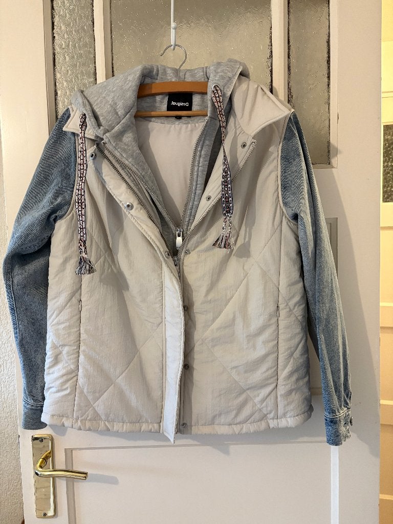 Desigual jas/jack, Kleding | Dames, Meerkleurig, Maat 42/44 (L), Ophalen of Verzenden, Zo goed als nieuw