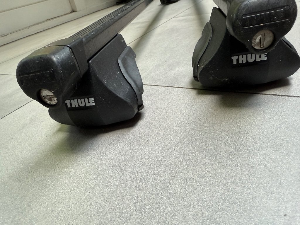 Thule dakdragers 108 cm – 853-2341-06 – met slotendakdragers, Ophalen of Verzenden, Gebruikt