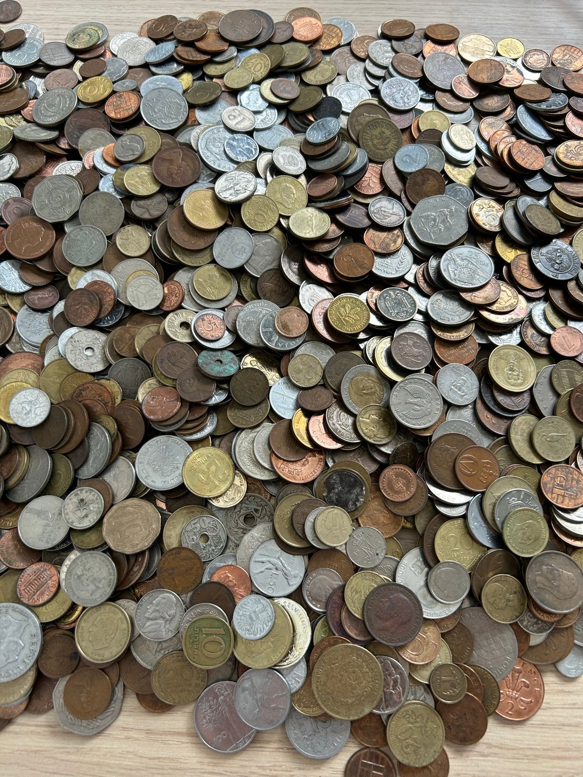 Muntenverzameling van 8 kilo - Diverse landen en periodes, Postzegels en Munten, Munten en Bankbiljetten | Verzamelingen, Ophalen of Verzenden