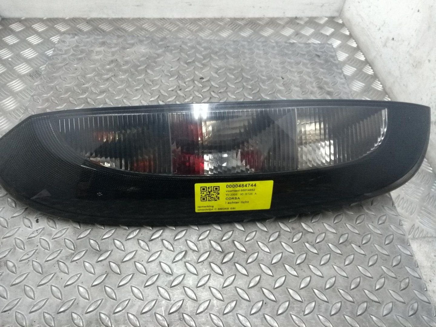 OPEL CORSA 1.2-16V Essentia ACHTERLICHT L 2006, Ophalen of Verzenden, Gebruikt, Stiba lid