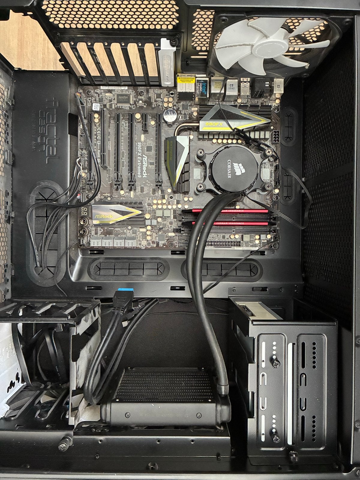 ASRock 990FX Extreme9 Moederbord met Corsair Waterkoeling, Ophalen, Gebruikt