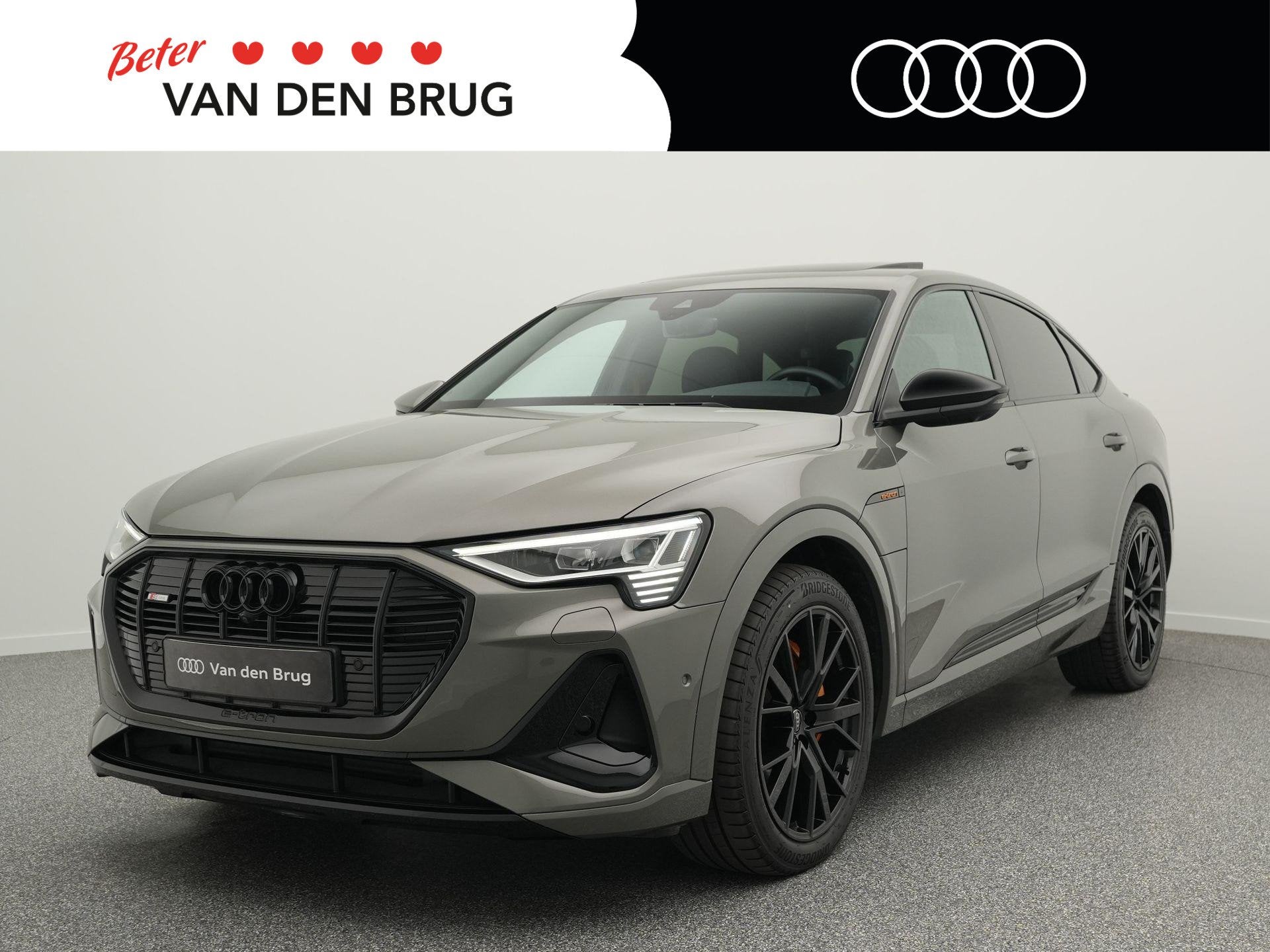 Audi e-tron Sportback 55 Quattro S edition 95 kWh 408 PK | M, Auto's, Audi, Automaat, Zwart, 95 kWh, Leder en Stof