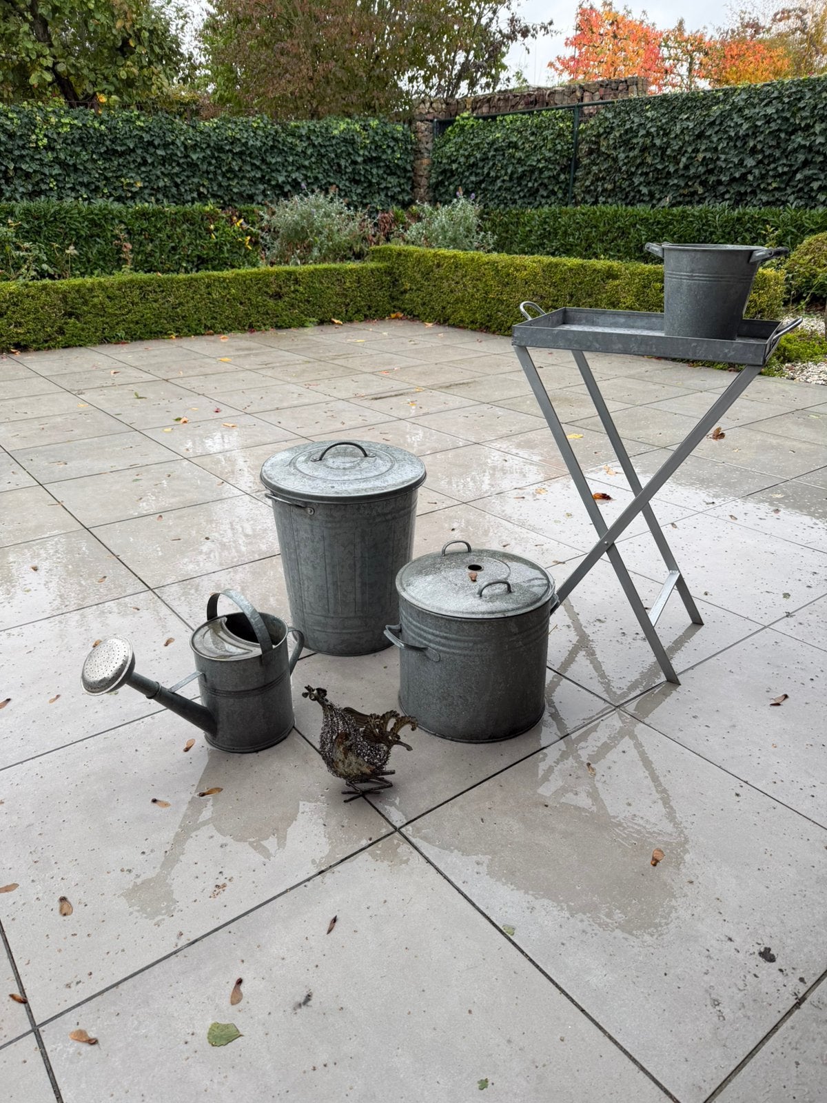 Diverse zinken tuin accessoires - gieter/ton/prullenbak etc, Ophalen, Gebruikt, Overige materialen