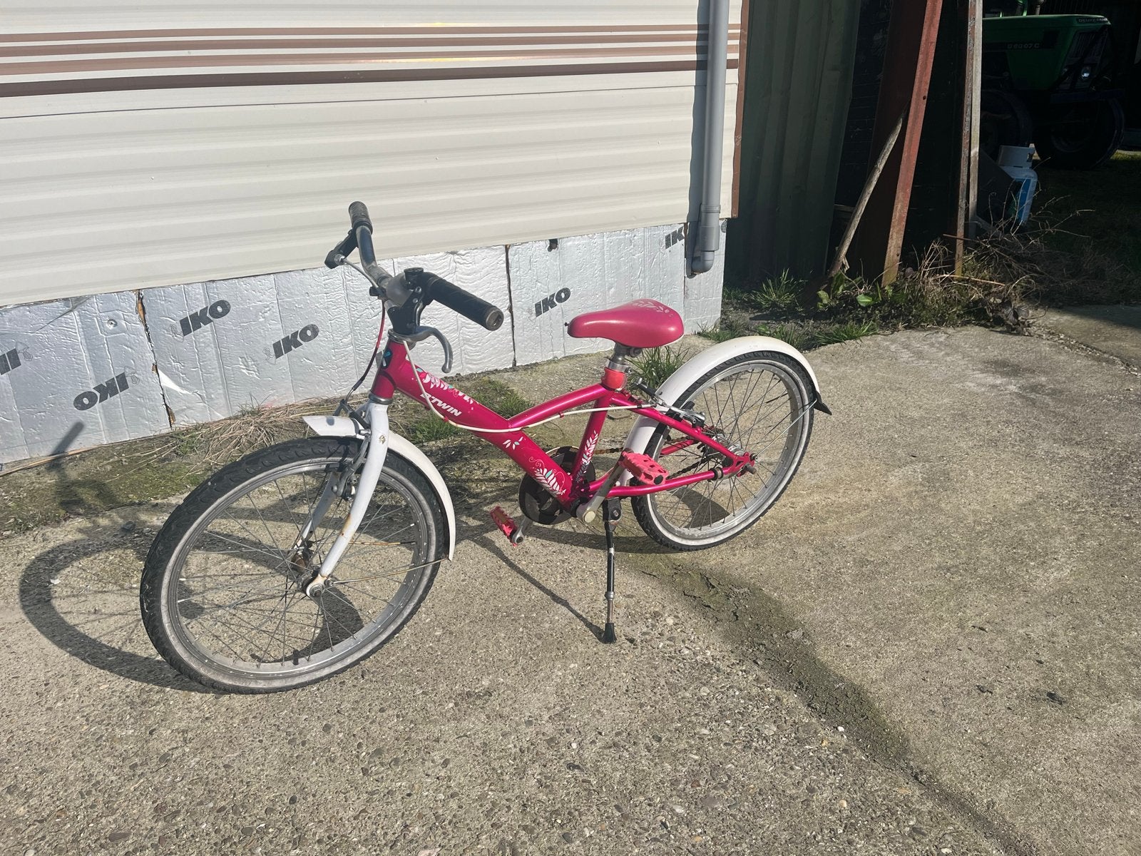 B'Twin kinderfiets 20 inch roze, Ophalen, Gebruikt, Velgrem, 20 inch of meer
