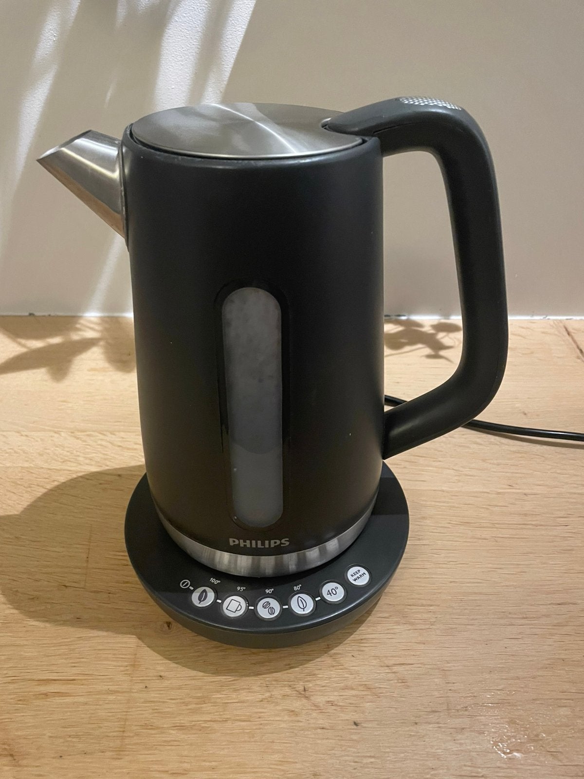 Philips waterkoker, meerdere temperatuur standen, 1 tot 2 liter, Ophalen, Gebruikt