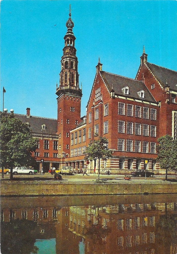 AK Leiden - Stadhuis met Vismarkt, Verzenden, 1960 tot 1980, Ongelopen, Zuid-Holland
