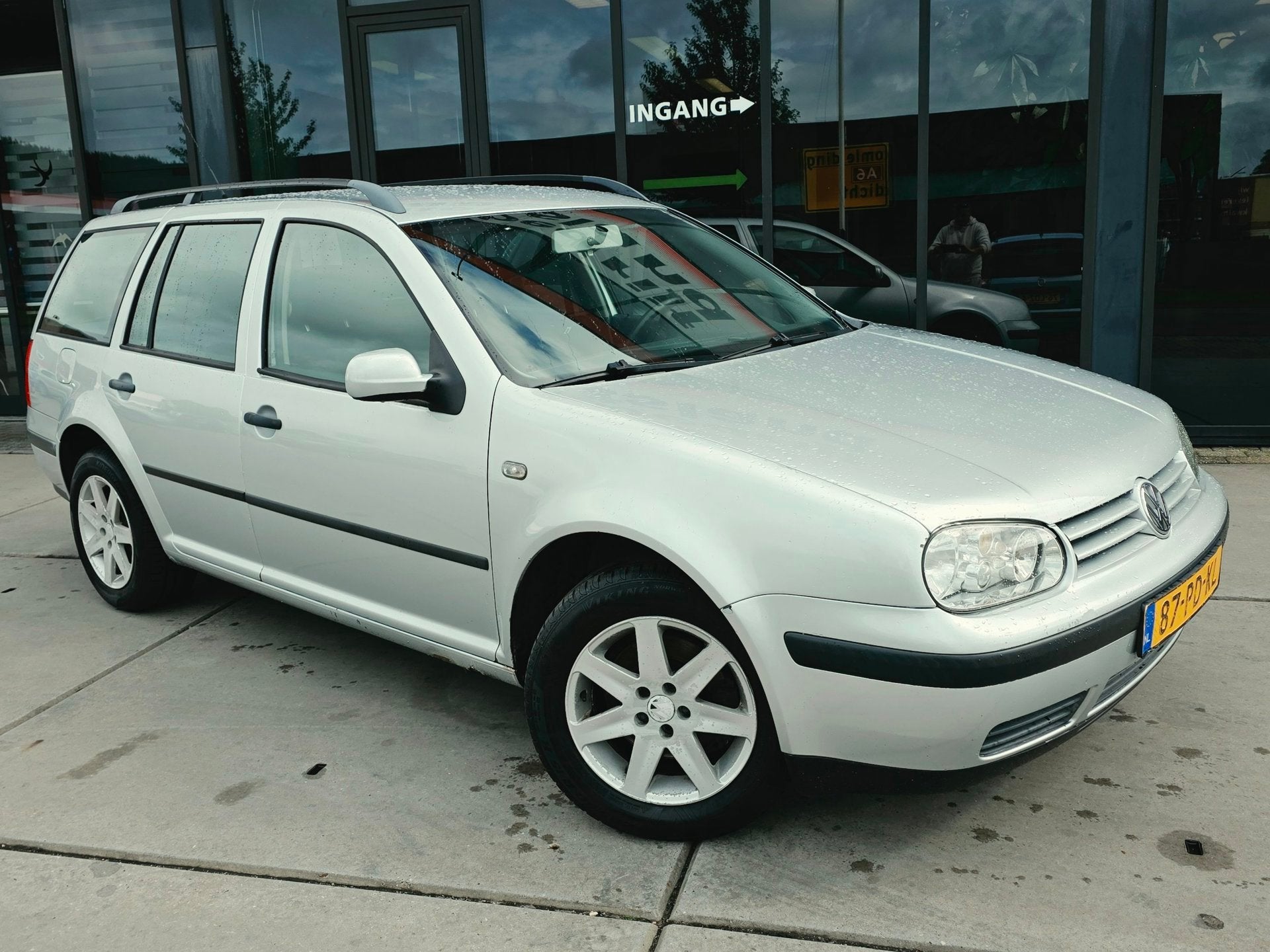 Volkswagen Golf Variant 1.6 Comfortline - Automaat - Trekhaa, Auto's, Stof, Gebruikt, 4 cilinders, Startonderbreker