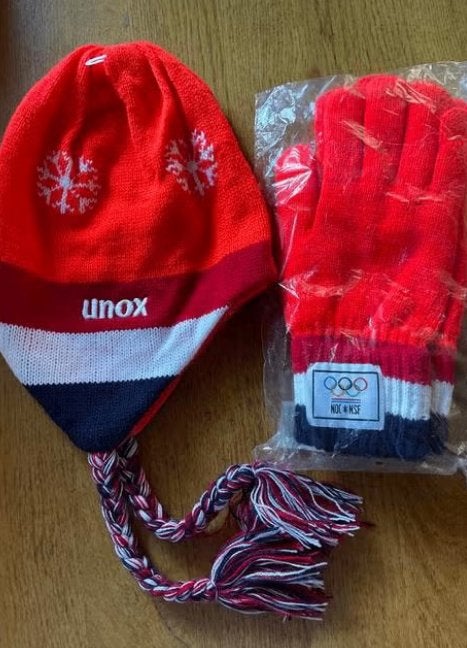 Unox muts jeugd en handschoenen jongeren. Nieuw, Ophalen of Verzenden, Nieuw, Maat 38/40 (M), Muts