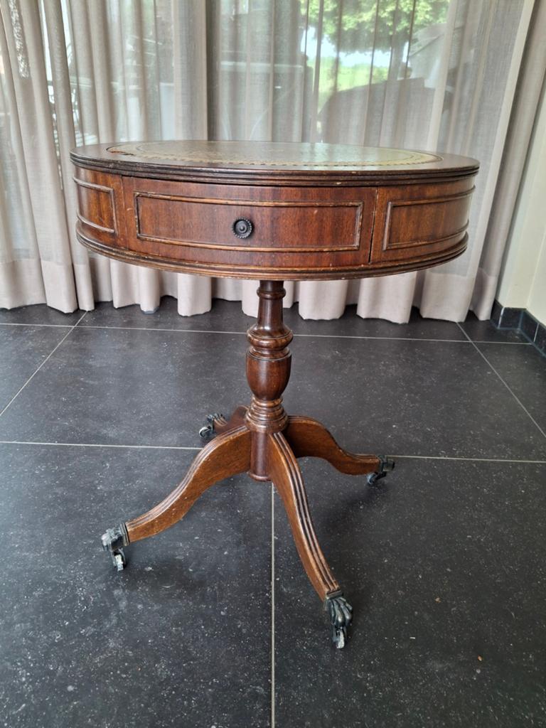Rond tafeltje met 2 laatjes ., Antiek en Kunst, Ophalen