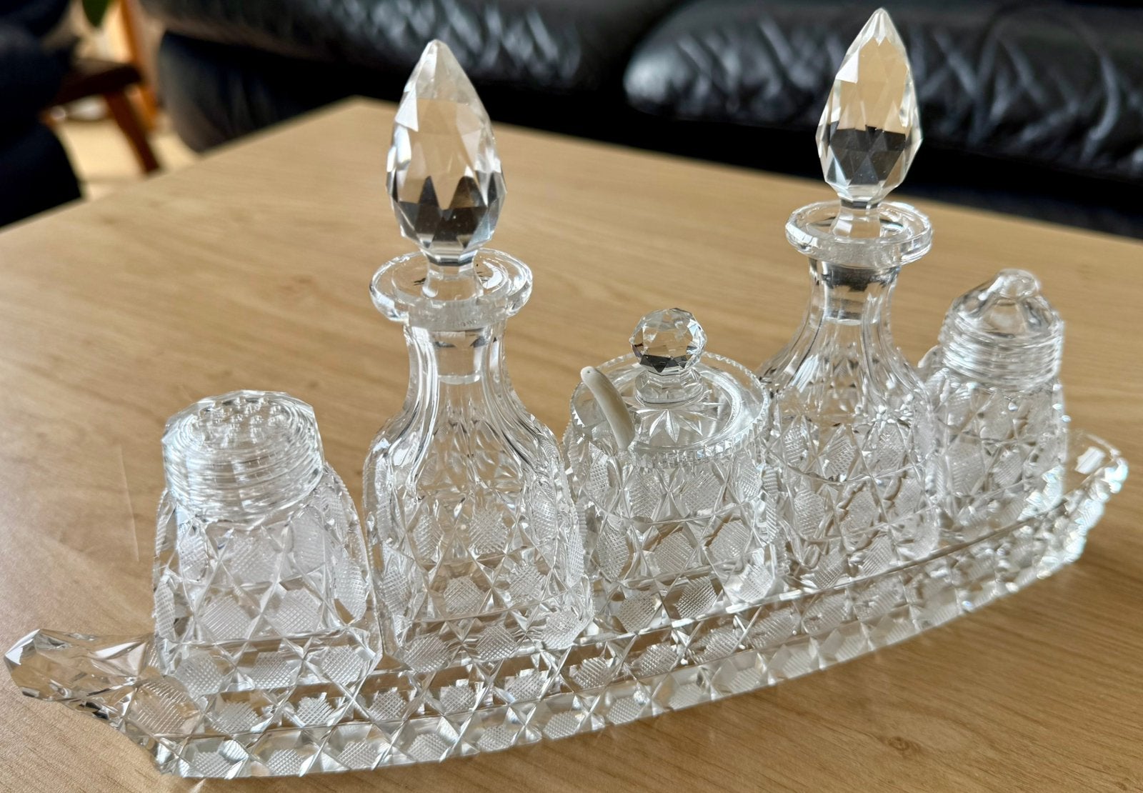 Vintage kristallen olie- en azijnstel met zout- en peperstel, Verzenden