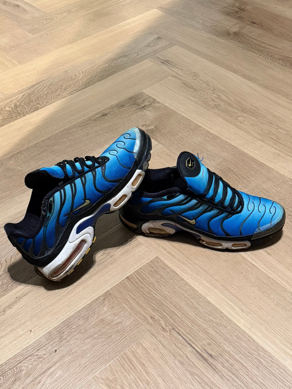 Nike air max tn maat 45,5 hyperblue origineel, Kleding | Heren, Schoenen, Sneakers of Gympen, Gedragen, Verzenden, Blauw