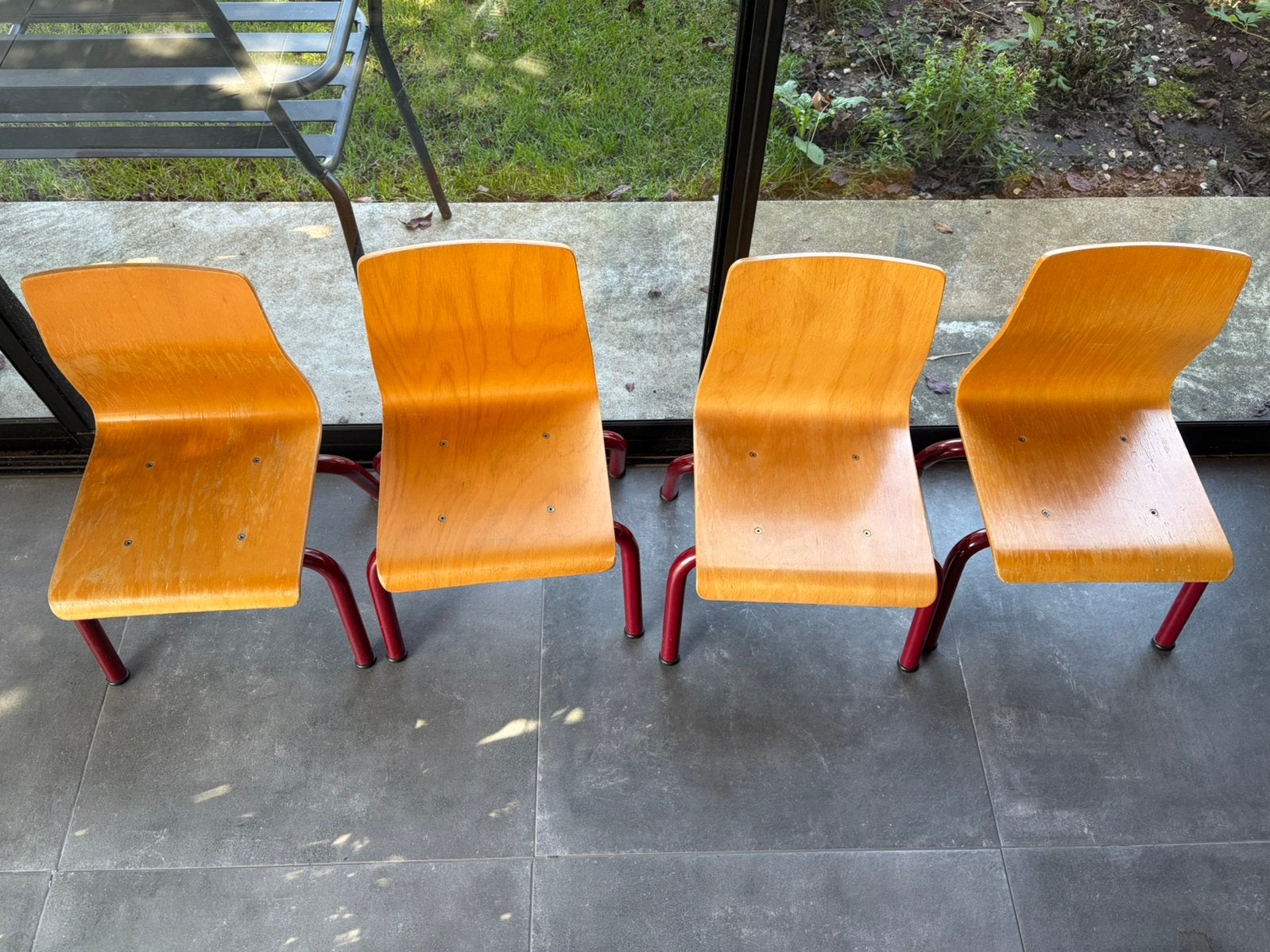 Set van 4 houten kinderstoeltjes, Ophalen, Gebruikt, Overige typen