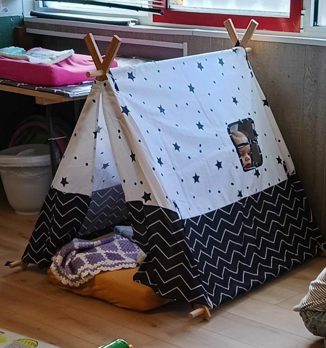 Speeltentje tipi zwart-wit sterren & zigzag - Zeer netjes, Ophalen of Verzenden, Zo goed als nieuw