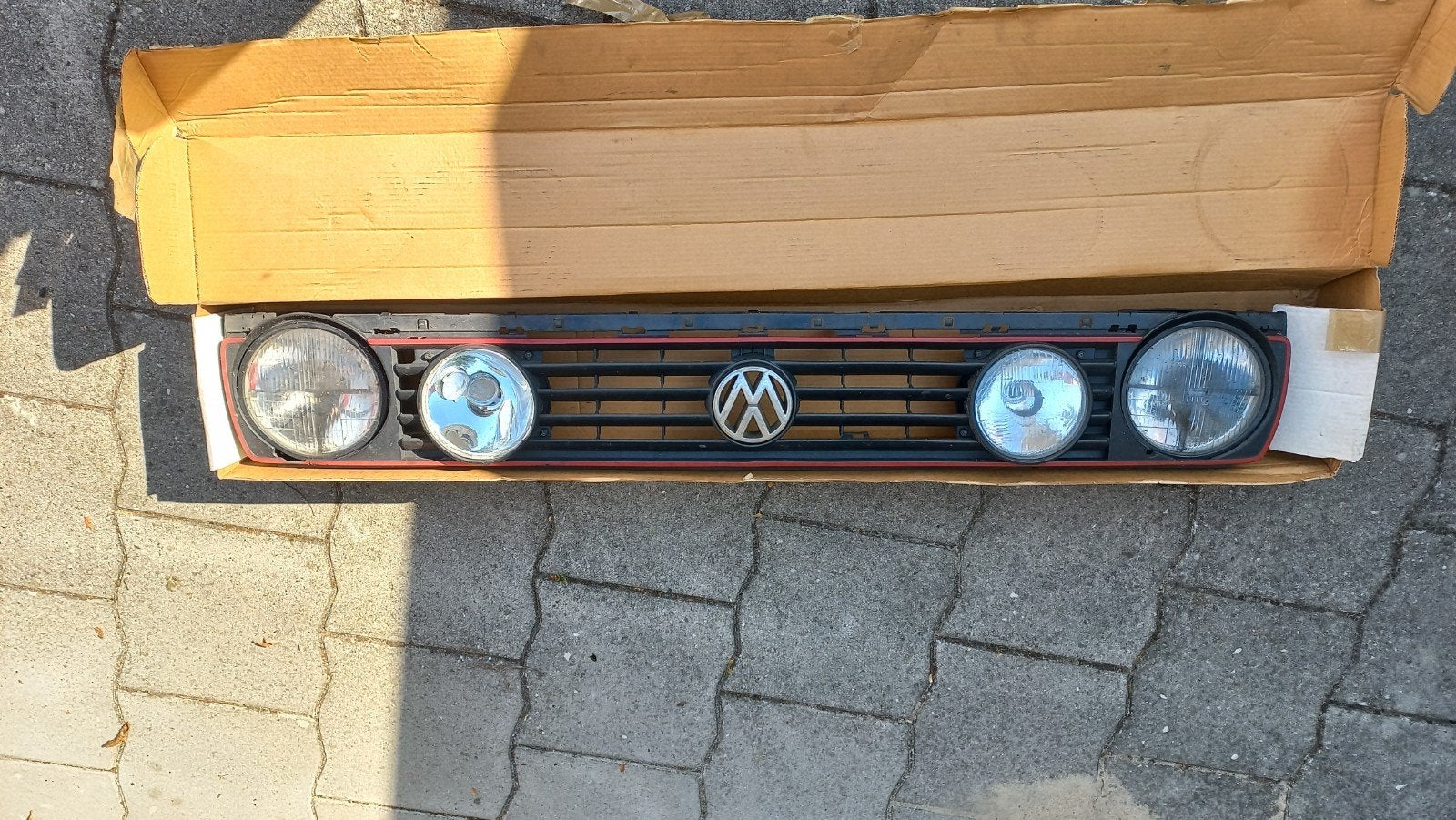 VW Golf GTI MK2 grill + lampen, Auto-onderdelen, Ophalen of Verzenden, Gebruikt, Volkswagen