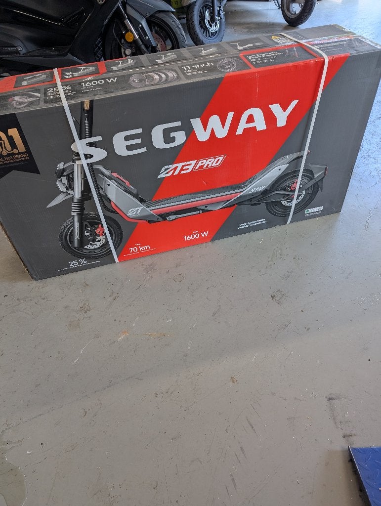 Segway ZT3 - Nieuw in doos, Fietsen en Brommers, Ophalen, Nieuw, Elektrische step (E-scooter), Segway Ninebot