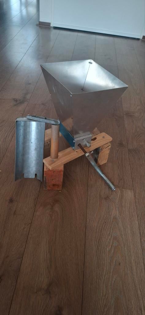 Moutschroter - Handmatige moutmolen voor bierbrouwen, Ophalen, Gebruikt