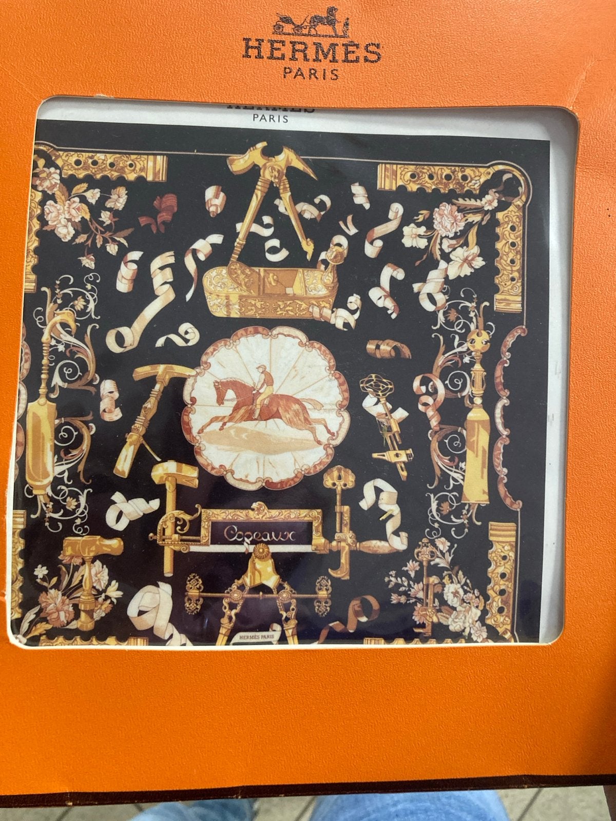 Originele Hermès Sjaal - Nieuw, Ophalen of Verzenden, Zo goed als nieuw, Maat 46/48 (XL) of groter, Sjaal
