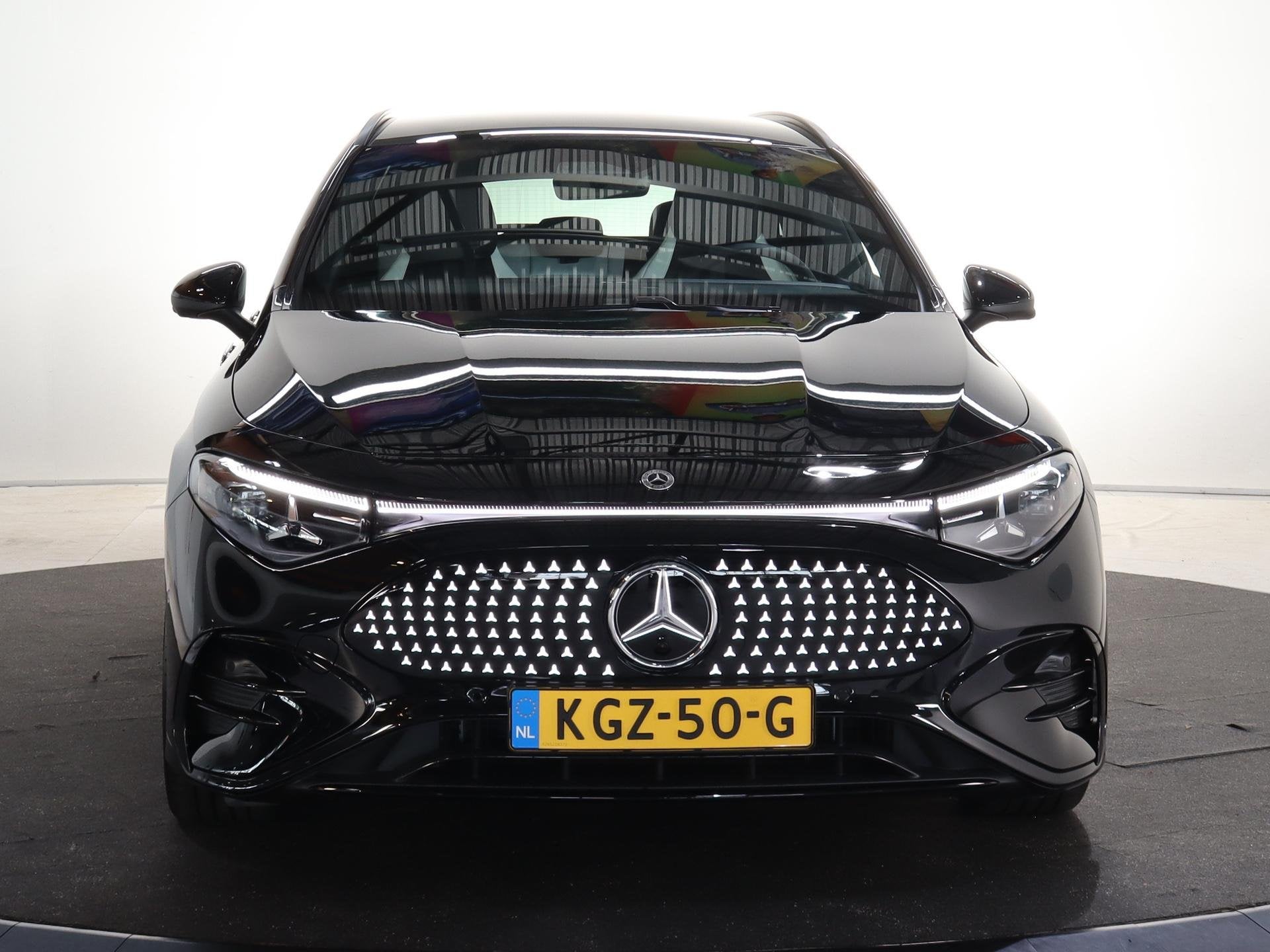 Mercedes-Benz CLA-Klasse Shooting Brake 250+ Business Soluti, Auto's, CLA, Zwart, Zwart, 1975 kg