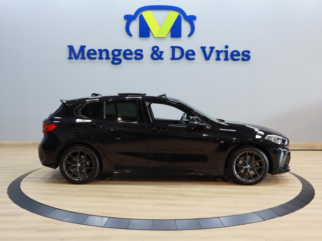 BMW 1-serie 118i Introduction Edition M Sport Airco ECC | Pa, Auto's, BMW, 136 pk, Gebruikt, Leder en Stof, Zwart